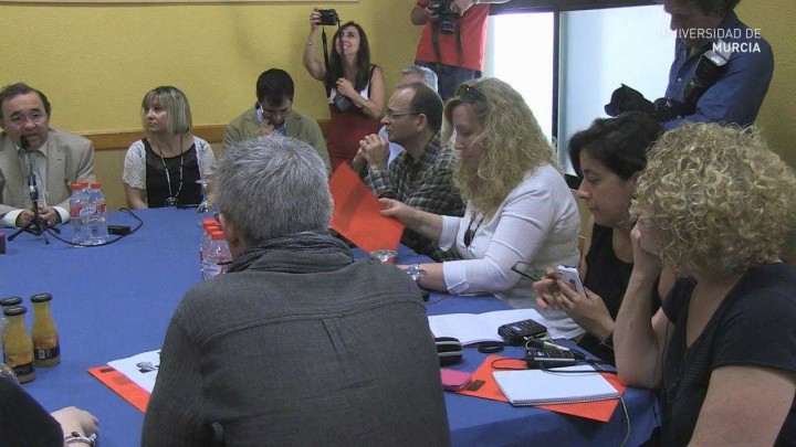Reunión rector José Orihuela con los medios de comunicación