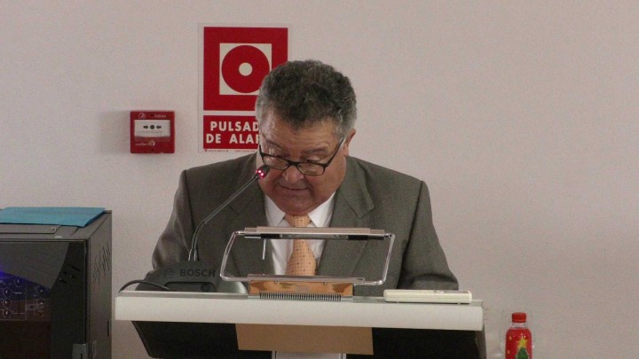 Homenaje - Prof. D. Juan Cuello Moreno
