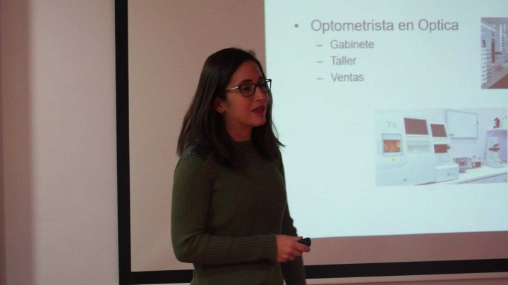El Grado en Óptica y Optometría de la UMU ofrece a sus nuevos estudiantes unas jornadas de orientación