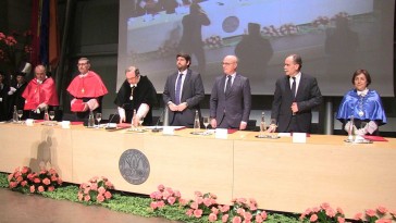 Tomás Fuertes ingresa en el cuadro de honor de la Universidad de Murcia