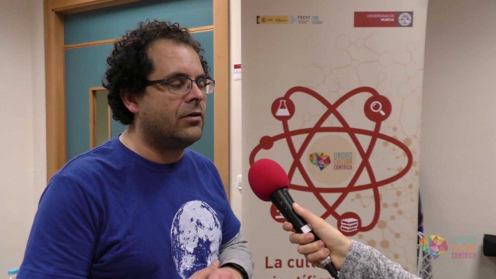 Hoy demontamos mitos con Eugenio Fernández, divulgador científico