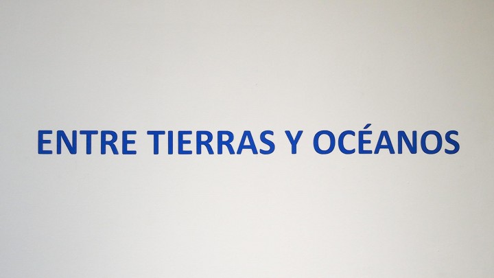 Presentación de la exposición "Entre tierras y océanos"
