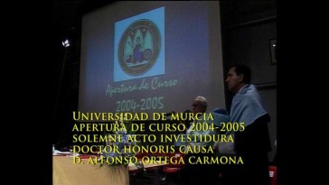 Apertura Curso e Investidura Doctor Honoris Causa Alfonso Ortega 2004