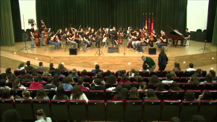 Concierto para flauta en re menor y Sinfonía Haffner a cargo de la Orquesta Universitaria de Murcia